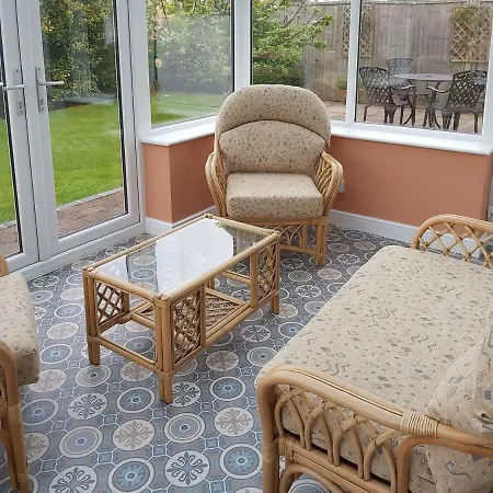 בית נופש Netherview Lodge *